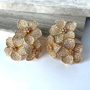 NEW ~ Anthropologie Shashi Eden 2.0 Gold Floral Crystal Stud Earrings